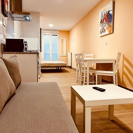 Apartamentos San Nicolas Логроньйо Екстер'єр фото